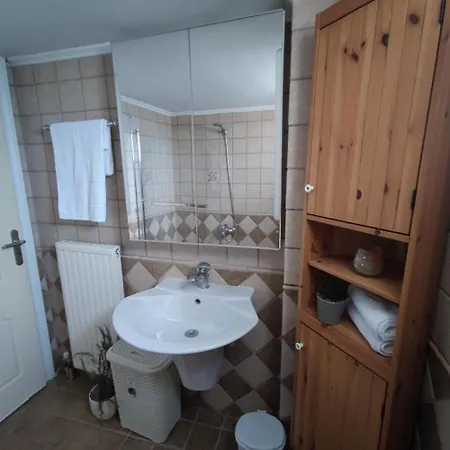 Marina * Tsoukaládhes