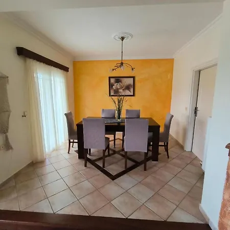 Marina Villa Cukaládesz